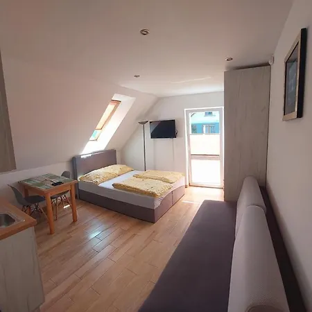 Jaskolka 2 Ubytování v soukromí Rowy (Pomerania)